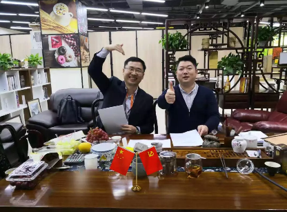 客必聚科技与慧禾农业科技签署战略合作协议